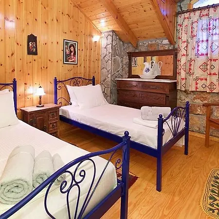 Otel Kefalonian Luxury 4*